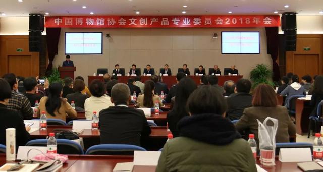 �˼������������Ϊ�㽲��������ɫ�Ĳ�����Ĵ���չ֮·